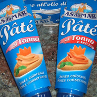 お土産にツナペースト