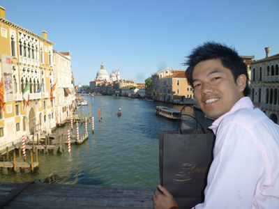 ヴェネチア・大運河にて